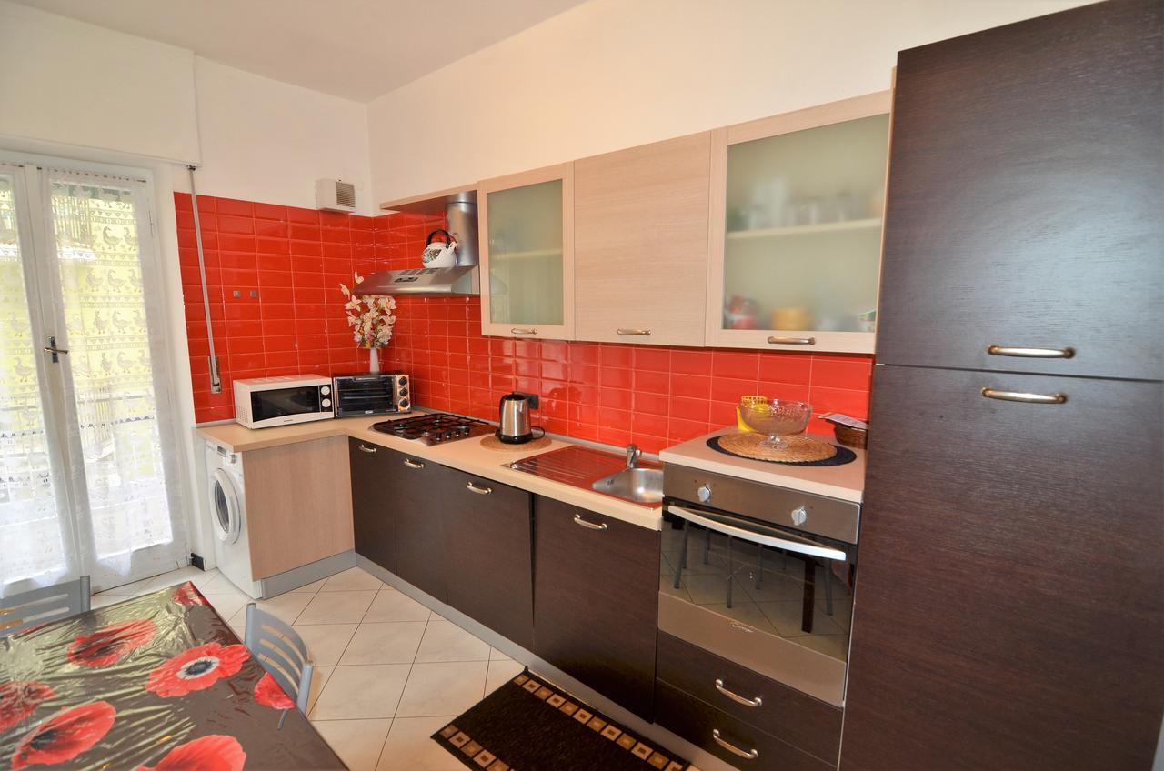 Elena Apartment Levanto Eksteriør bilde